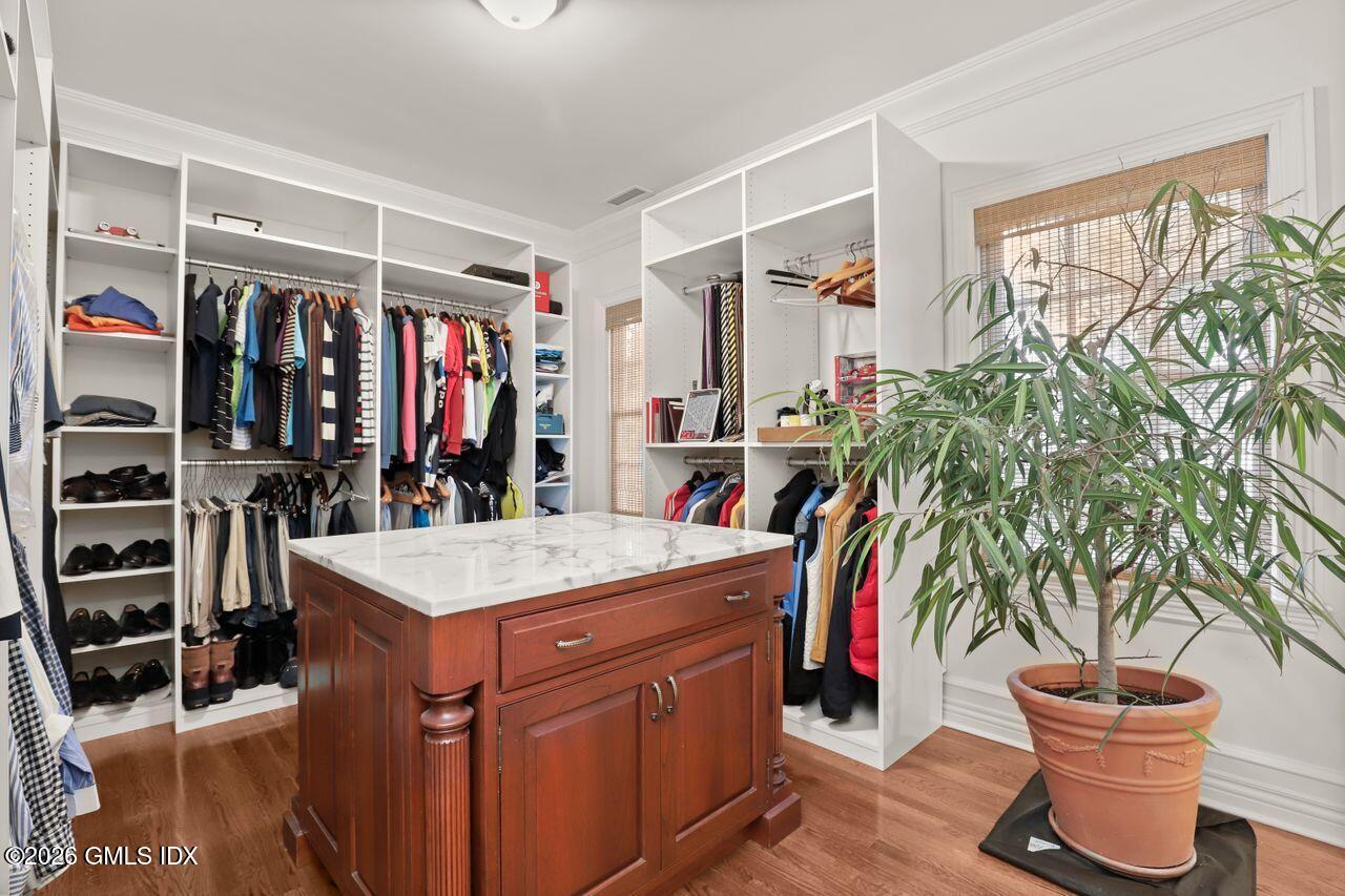 44 Riverside Lane Riverside, CT 06878 - Photo 24 of 34 Bedroom 3 (currently a closet)