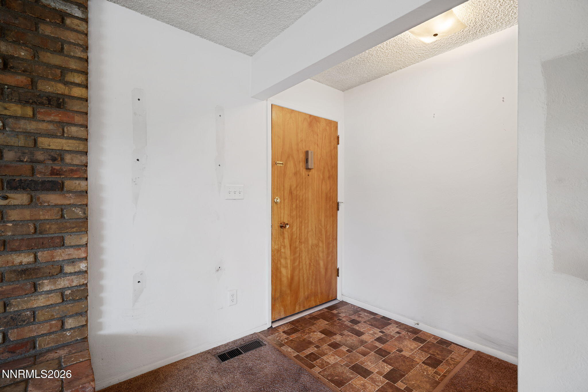 1495 West 6th Street Reno, NV 89503 - Photo 29 of 50 56-web-or-mls-A7404382