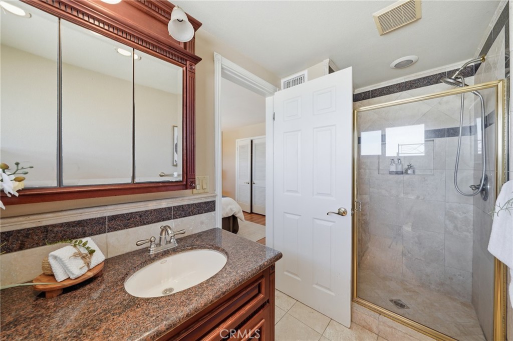 5041 Ridglea Avenue Buena Park, CA 90621 - Photo 34 of 60 MASTER BATHROOM