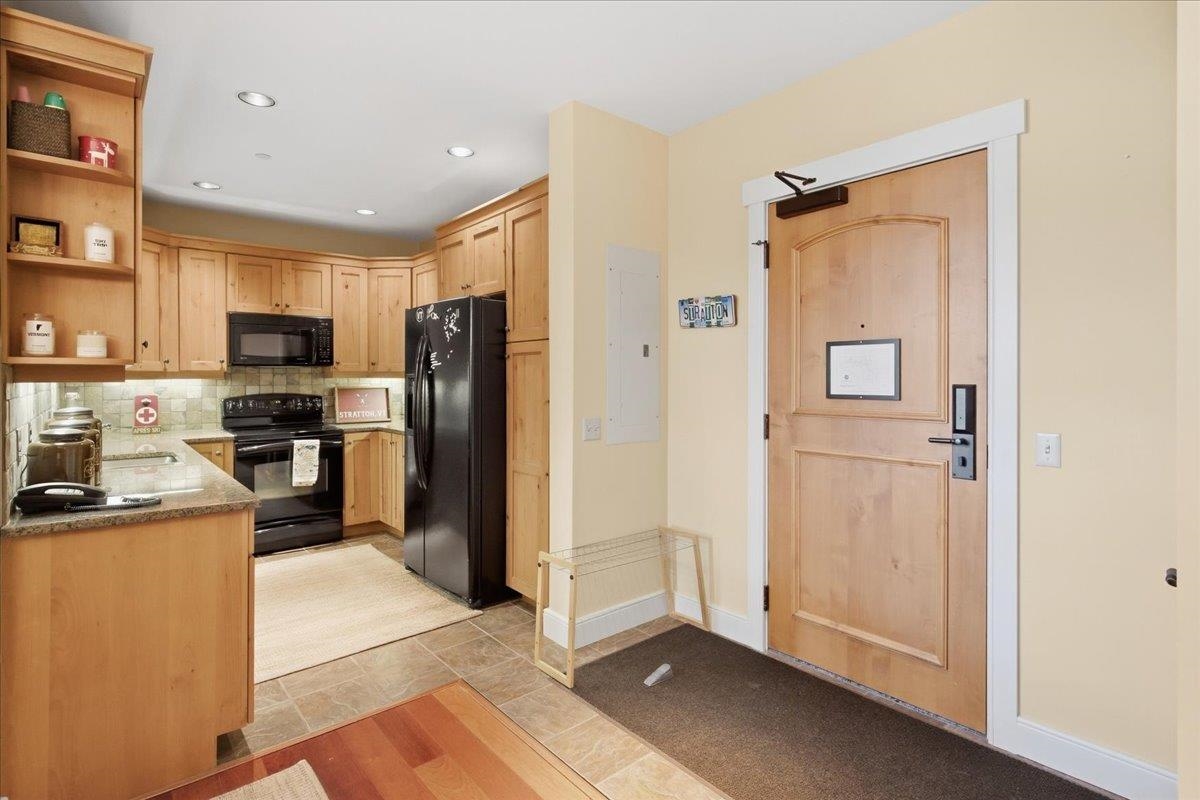 78 Middle Ridge Road, Unit 407 Stratton, VT 05155 - Photo 8 of 32 Gallery Image 8