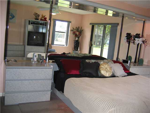 426 Northwest 38th Street Boca Raton, FL 33431 - Photo 9 of 25 Additional Photo