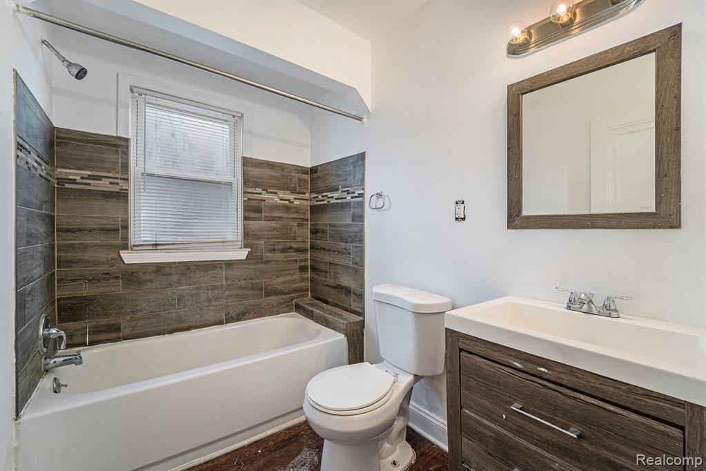 17550 Sunderland Road Detroit, MI 48219 - Photo 10 of 16