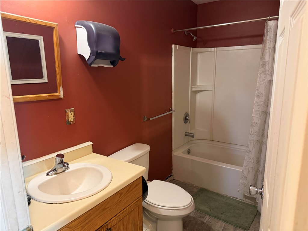 116 Whitney Street Rochester, NY 14611 - Photo 11 of 24