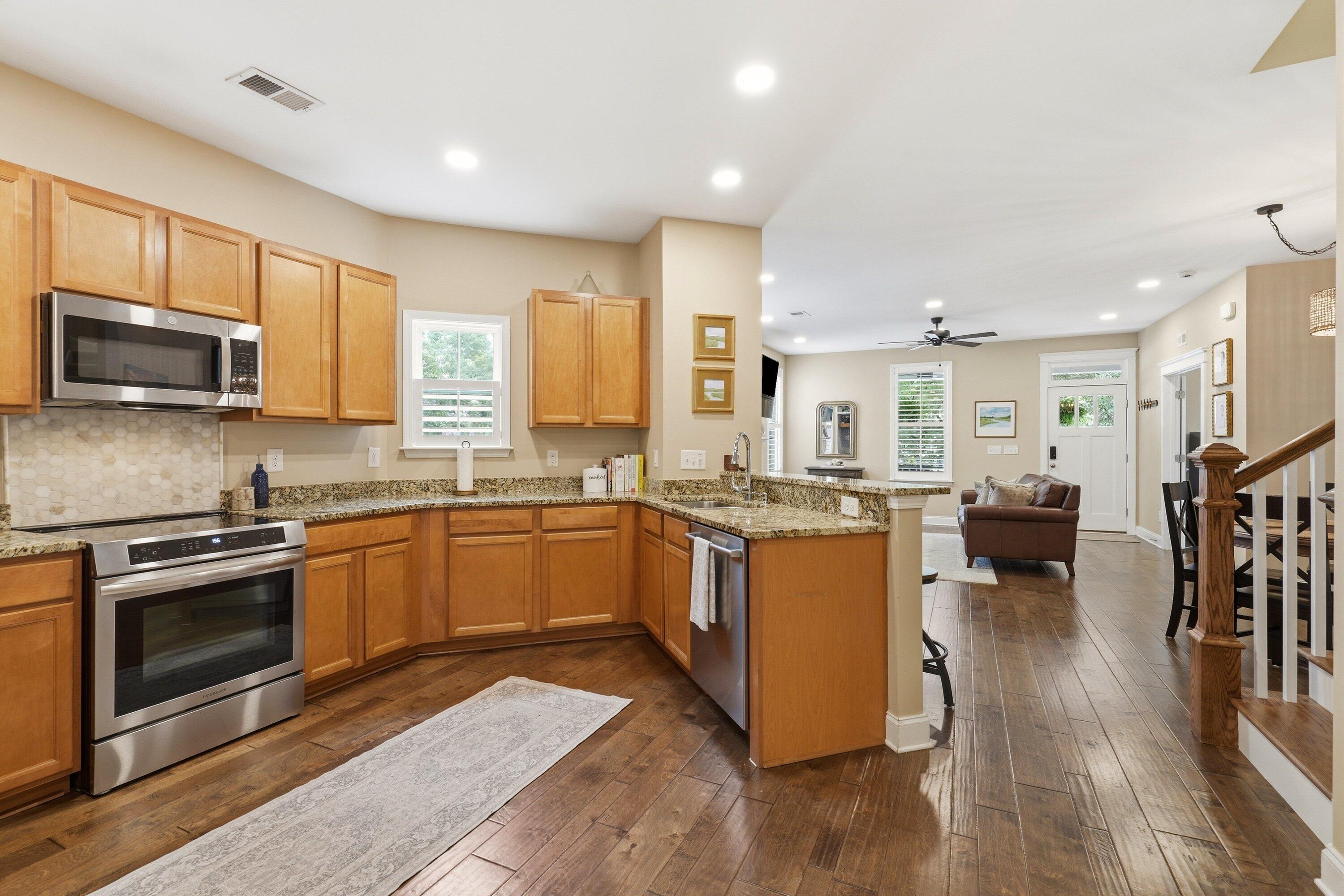 3754 Tip Lane Mount Pleasant, SC 29466 - Photo 15 of 56 008_DSC00806