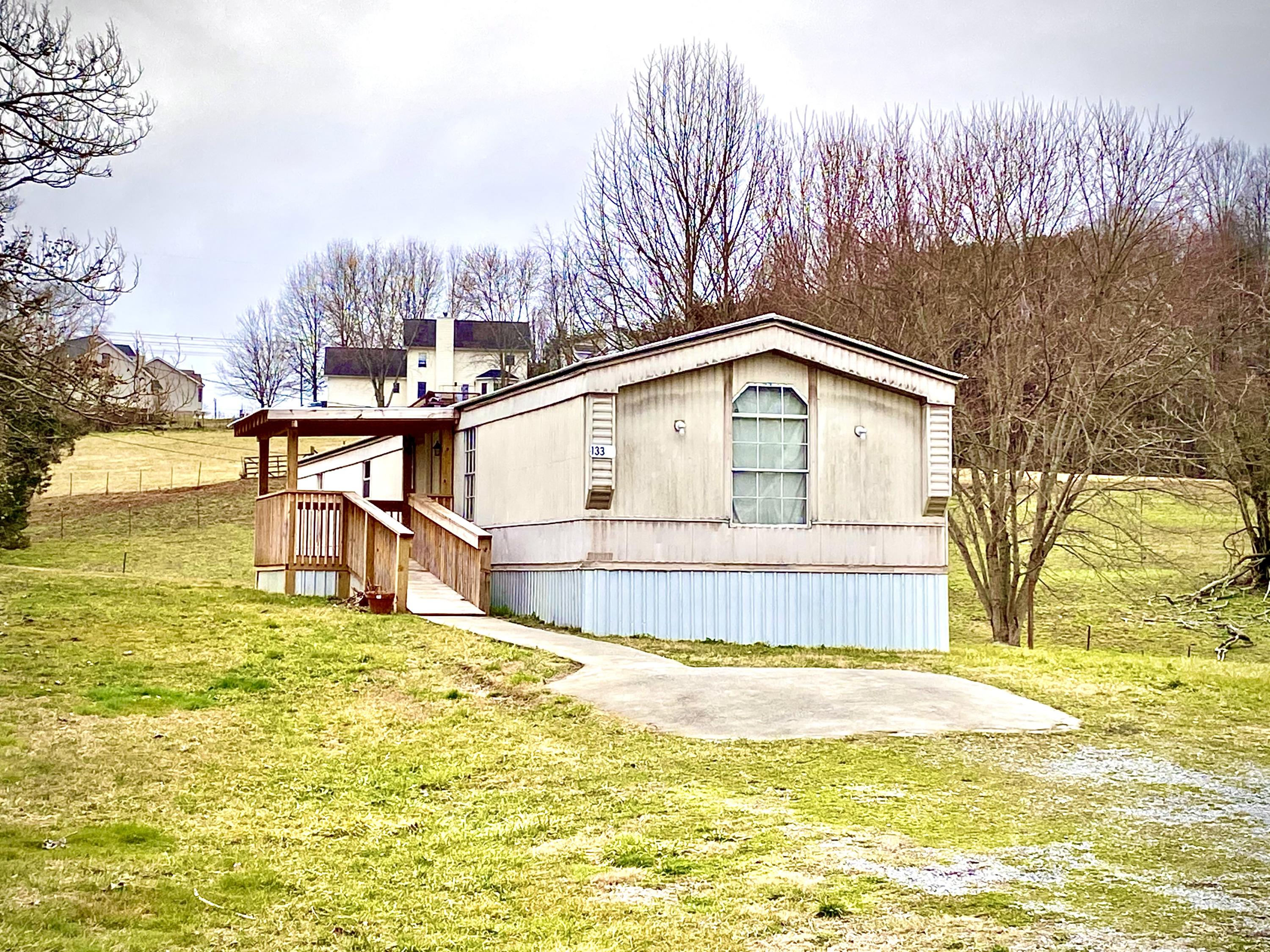 133 Copas Road Kingsport, TN 37663 - Photo 3 of 25 COPAS MOBILE HOME