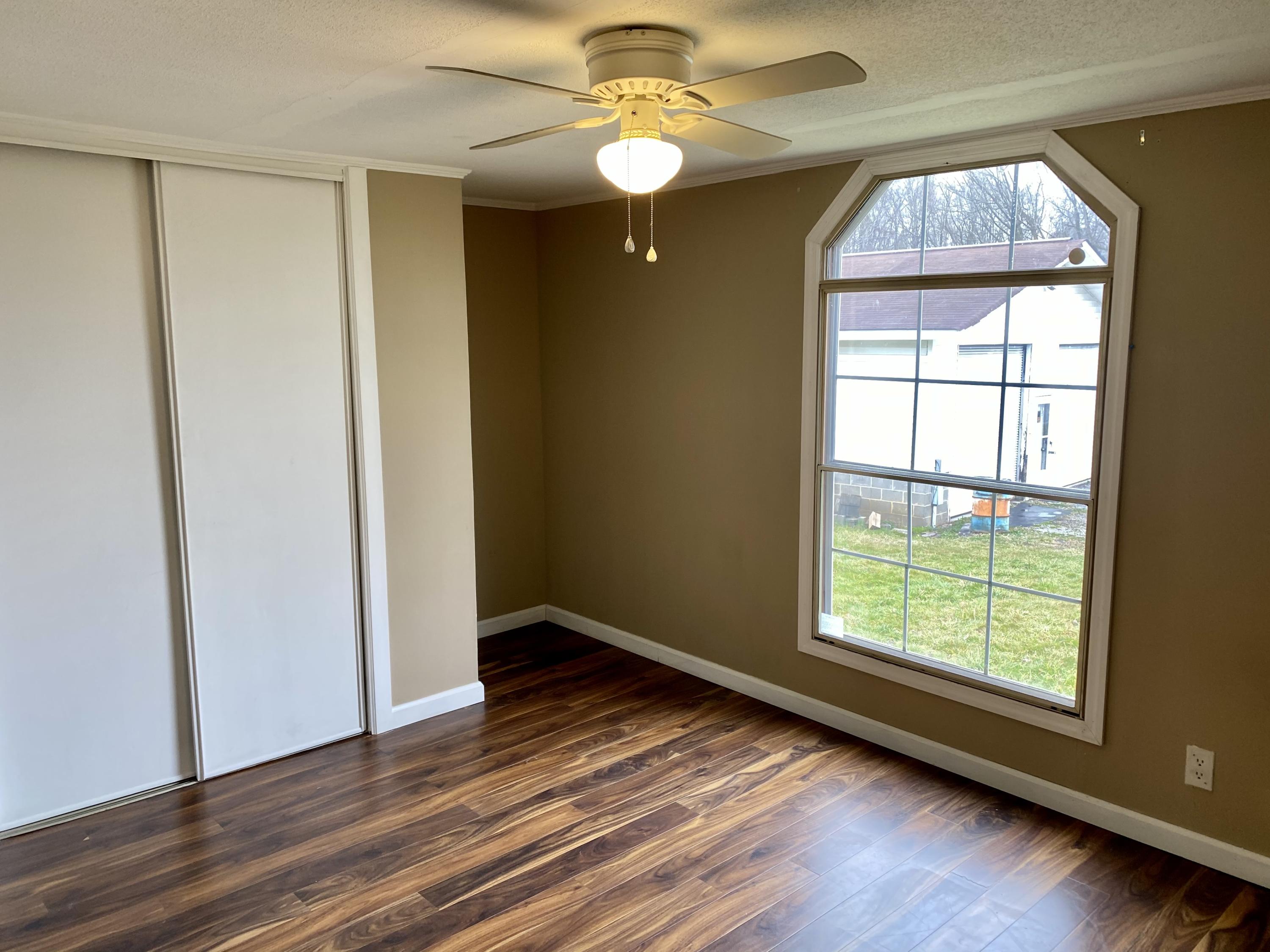 133 Copas Road Kingsport, TN 37663 - Photo 9 of 25 COPAS BED 2