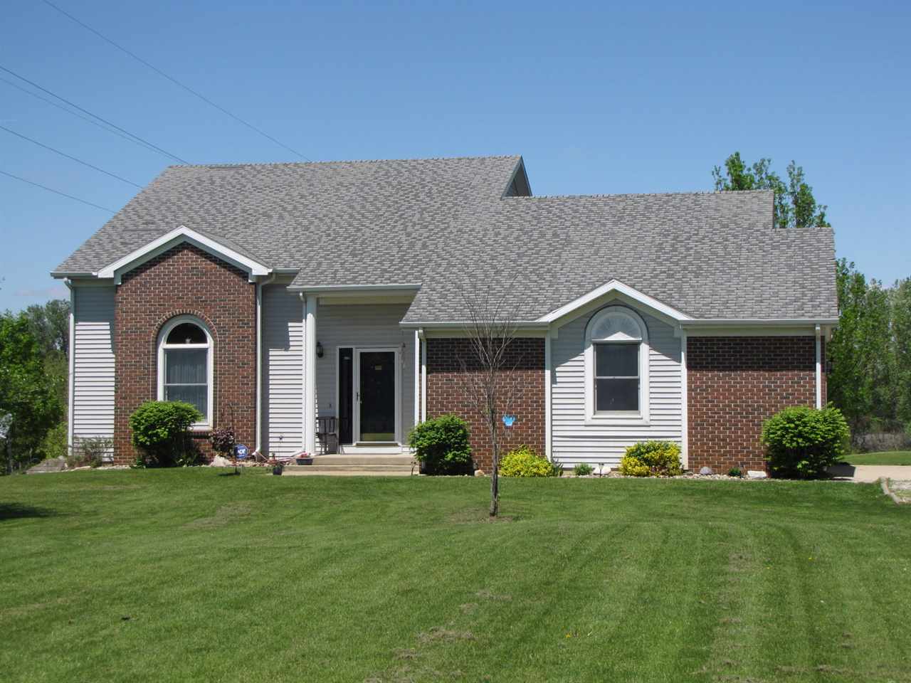 966 West River Road North Albion, IN 46701 - Photo 1 of 25 Gallery Image 1