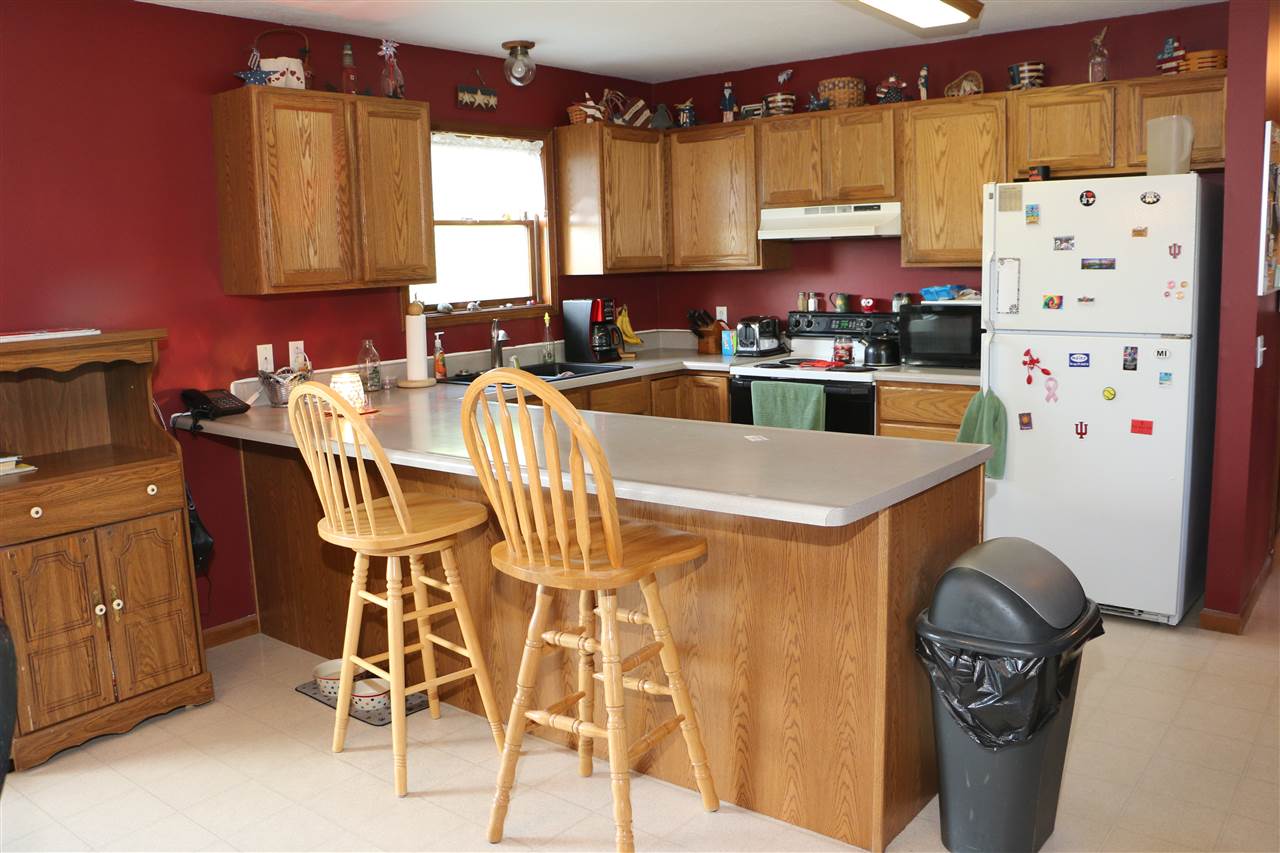 966 West River Road North Albion, IN 46701 - Photo 14 of 25 Gallery Image 14