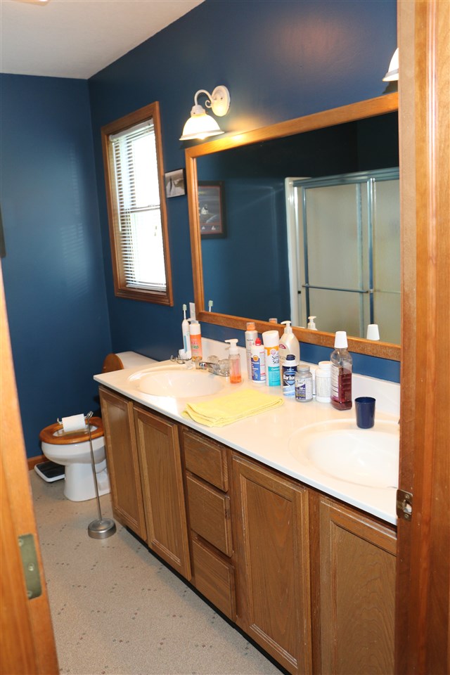966 West River Road North Albion, IN 46701 - Photo 19 of 25 Gallery Image 19