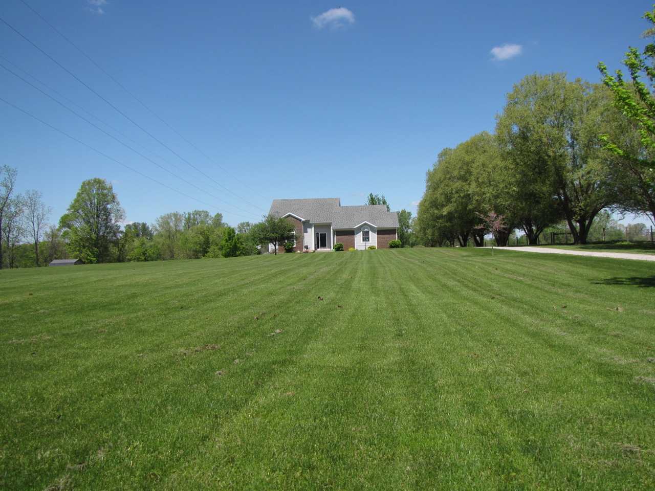 966 West River Road North Albion, IN 46701 - Photo 7 of 25 Gallery Image 7