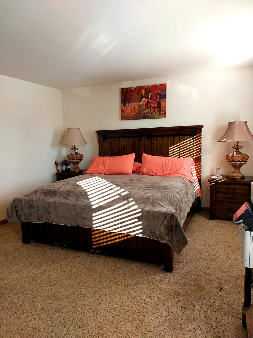 44-w046 Rohrsen Road Hampshire, IL 60140 - Photo 23 of 34 a bedroom with a bed and dresser
