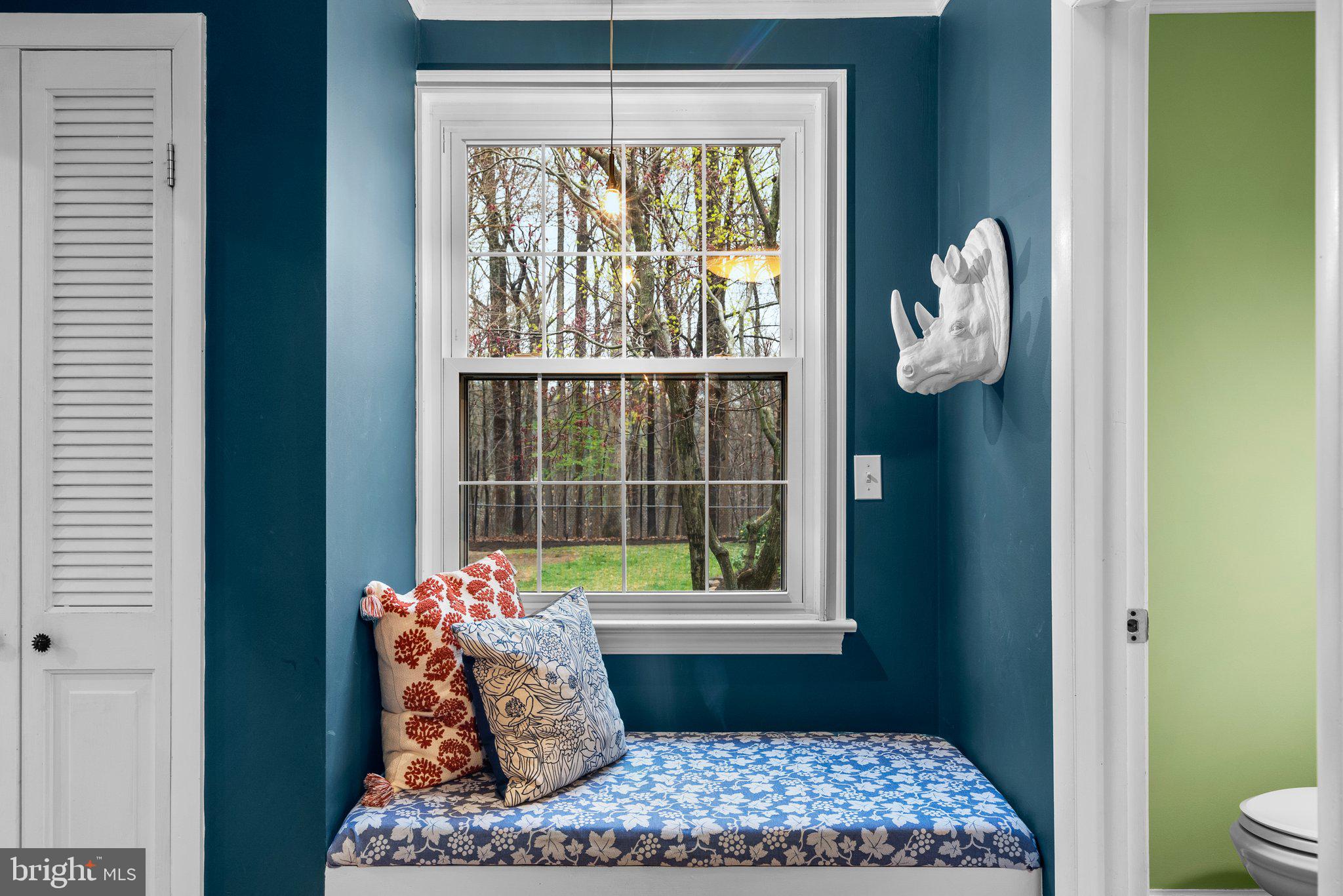 10115 Big Rock Road Silver Spring, MD 20901 - Photo 20 of 43 a room with a window and a rug