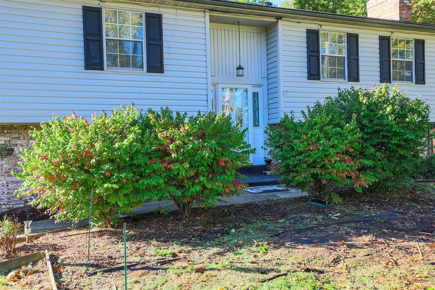 3317 Weaver Road Batavia, OH 45103 - Photo 3 of 35 Gallery Image 3