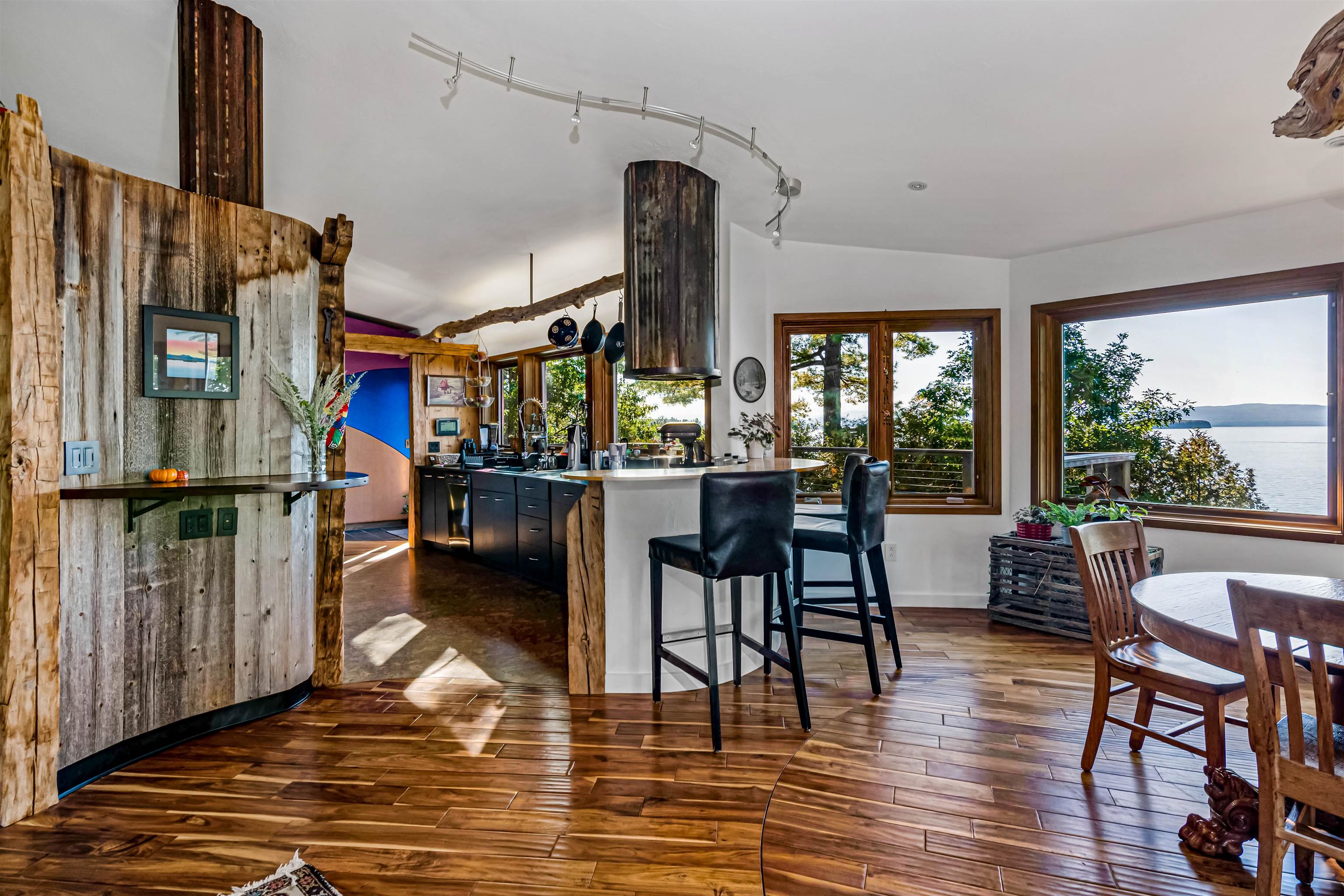 55 Oakledge Drive Burlington, VT 05401 - Photo 17 of 39