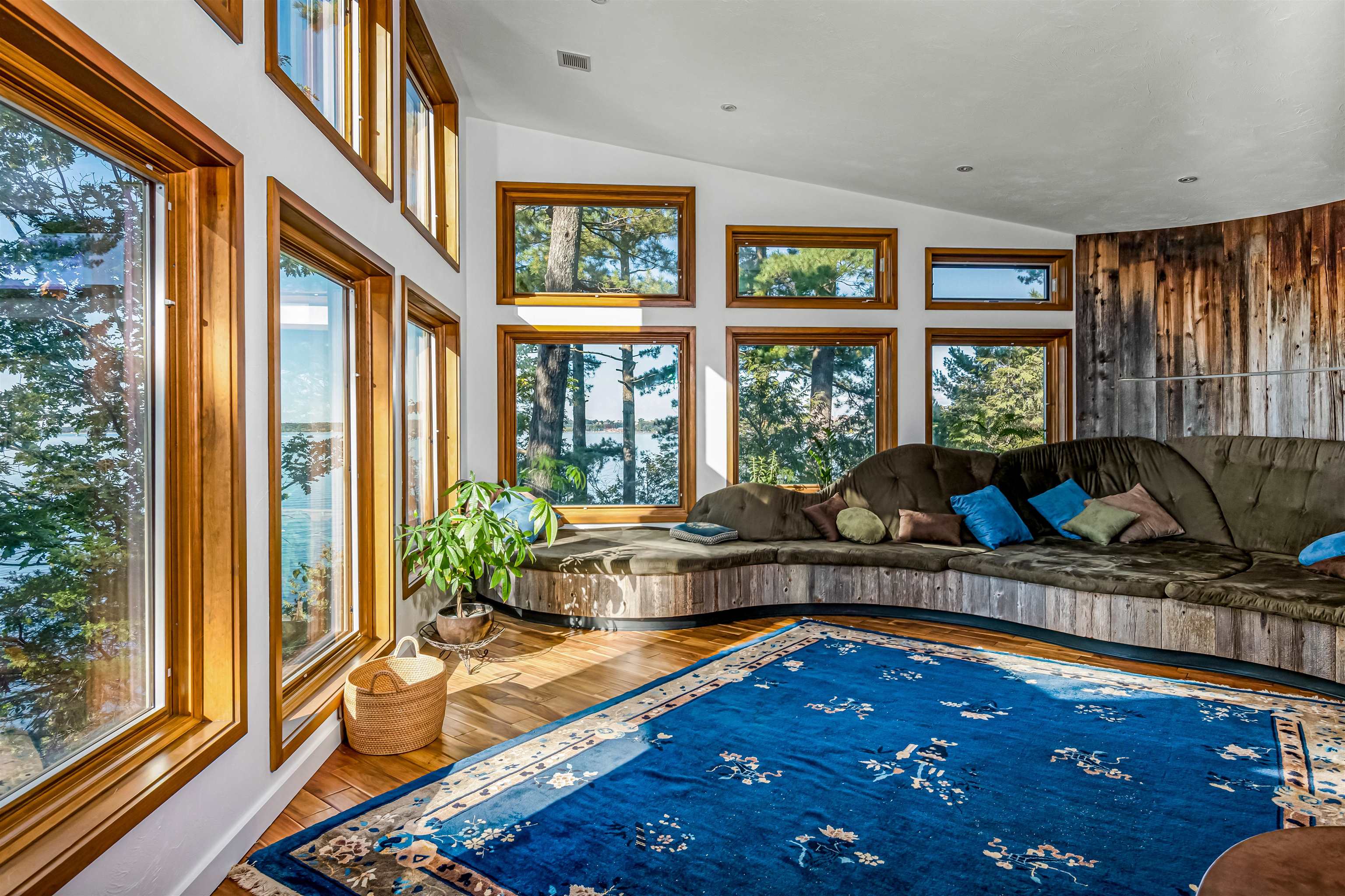 55 Oakledge Drive Burlington, VT 05401 - Photo 4 of 39