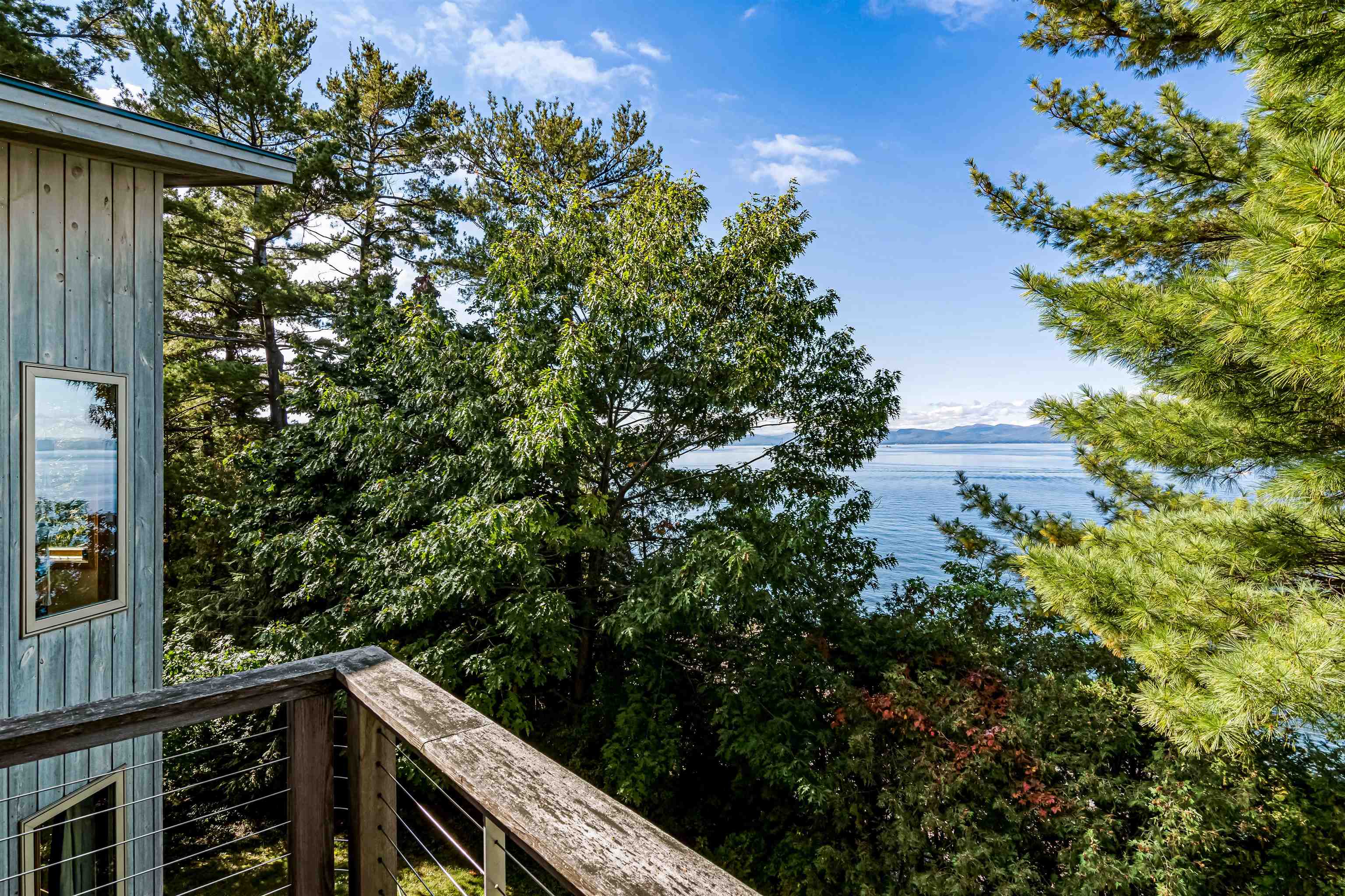 55 Oakledge Drive Burlington, VT 05401 - Photo 7 of 39