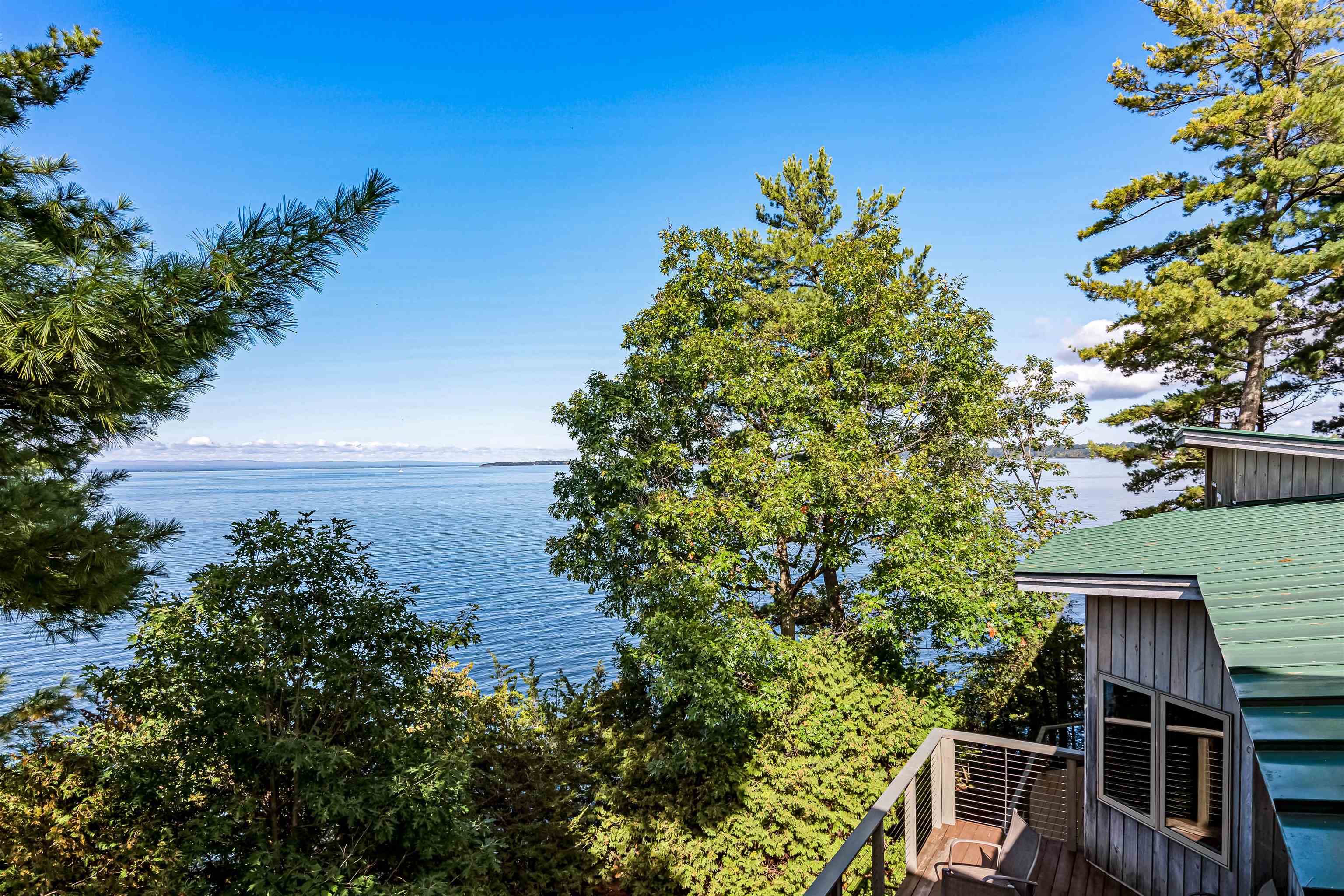 55 Oakledge Drive Burlington, VT 05401 - Photo 8 of 39