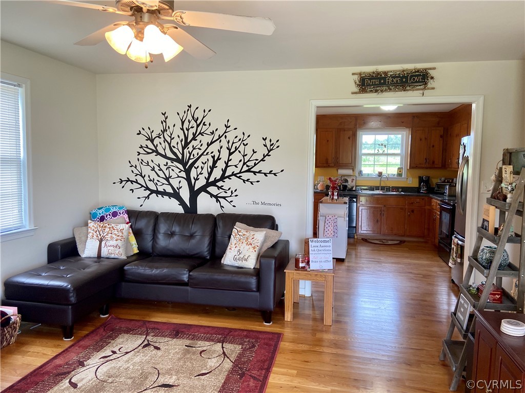 22333 Cabin Point Road Disputanta, VA 23842 - Photo 4 of 13 Gallery Image 4