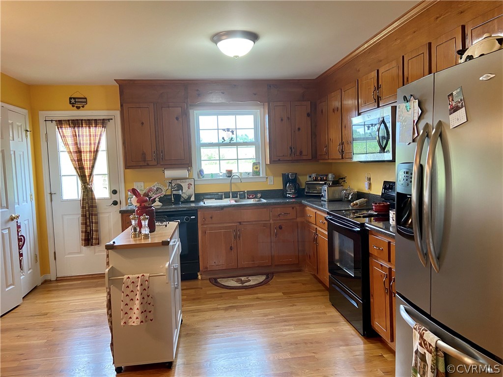 22333 Cabin Point Road Disputanta, VA 23842 - Photo 5 of 13 Gallery Image 5