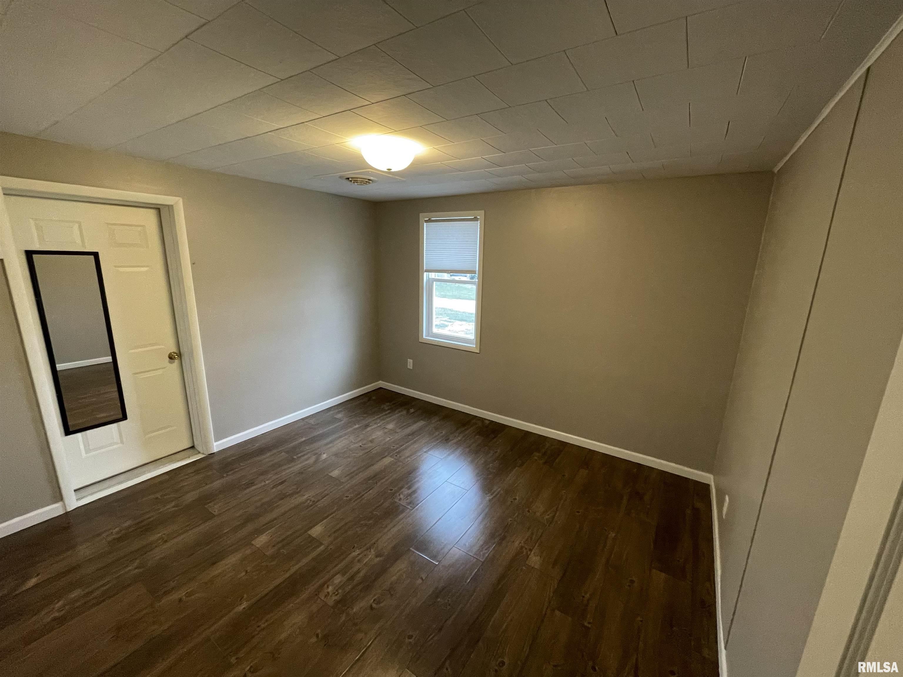 103 Cherry Lane Washington, IL 61571 - Photo 5 of 11