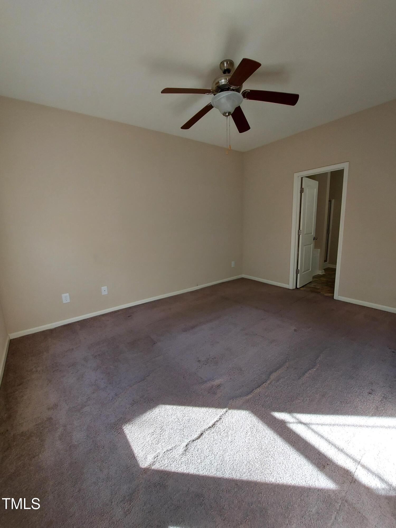 6432 Hatchies Drive Raleigh, NC 27610 - Photo 11 of 25 20241025_153708