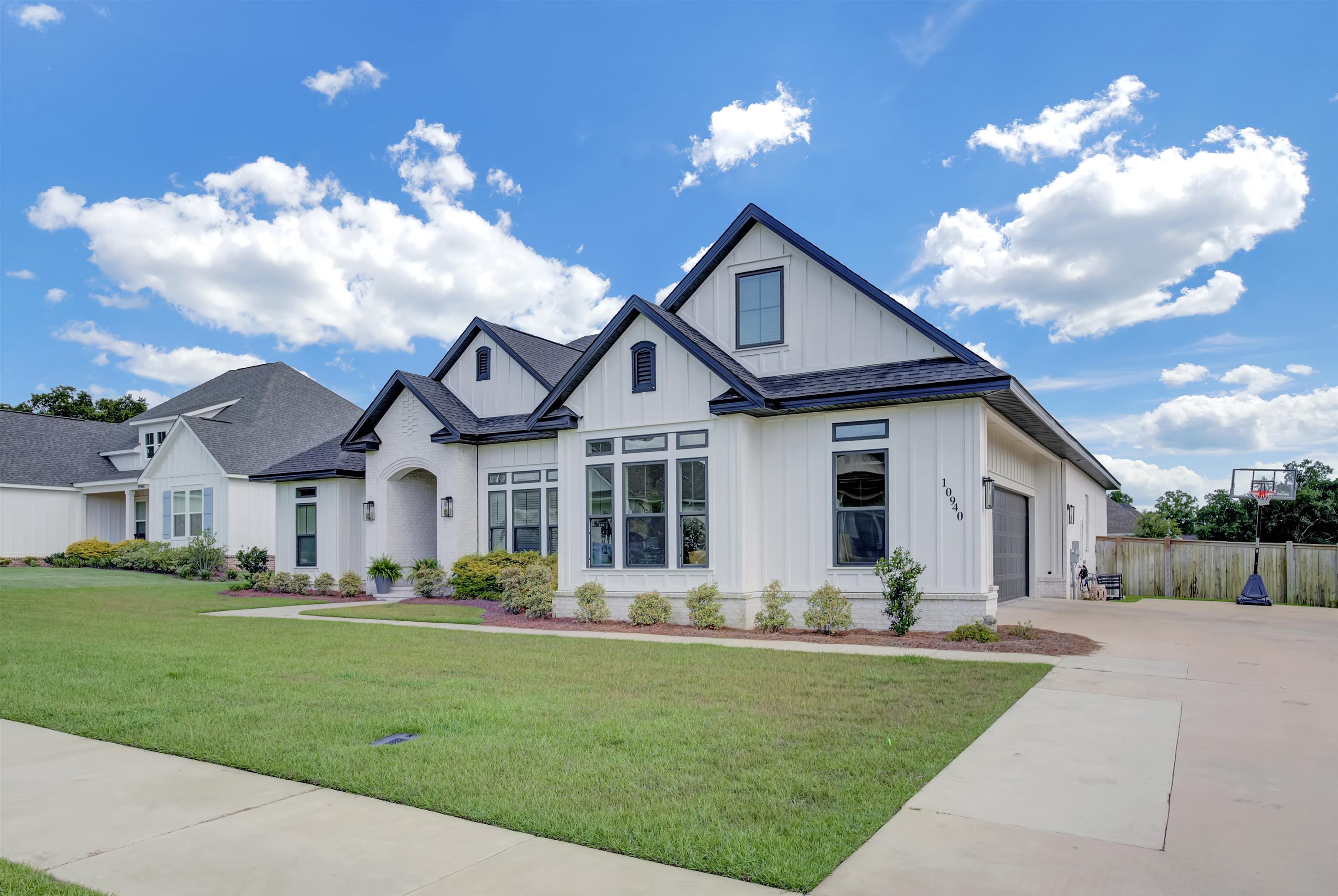 10940 Atrium Avenue Fairhope, AL 36532 - Photo 2 of 43 Front Of Structure
