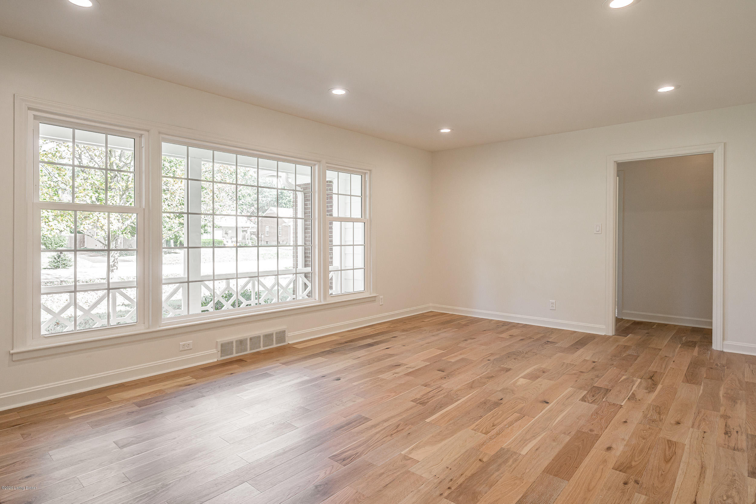720 Indian Ridge Road Louisville, KY 40207 - Photo 23 of 46 720 Indian Ridge Road-17