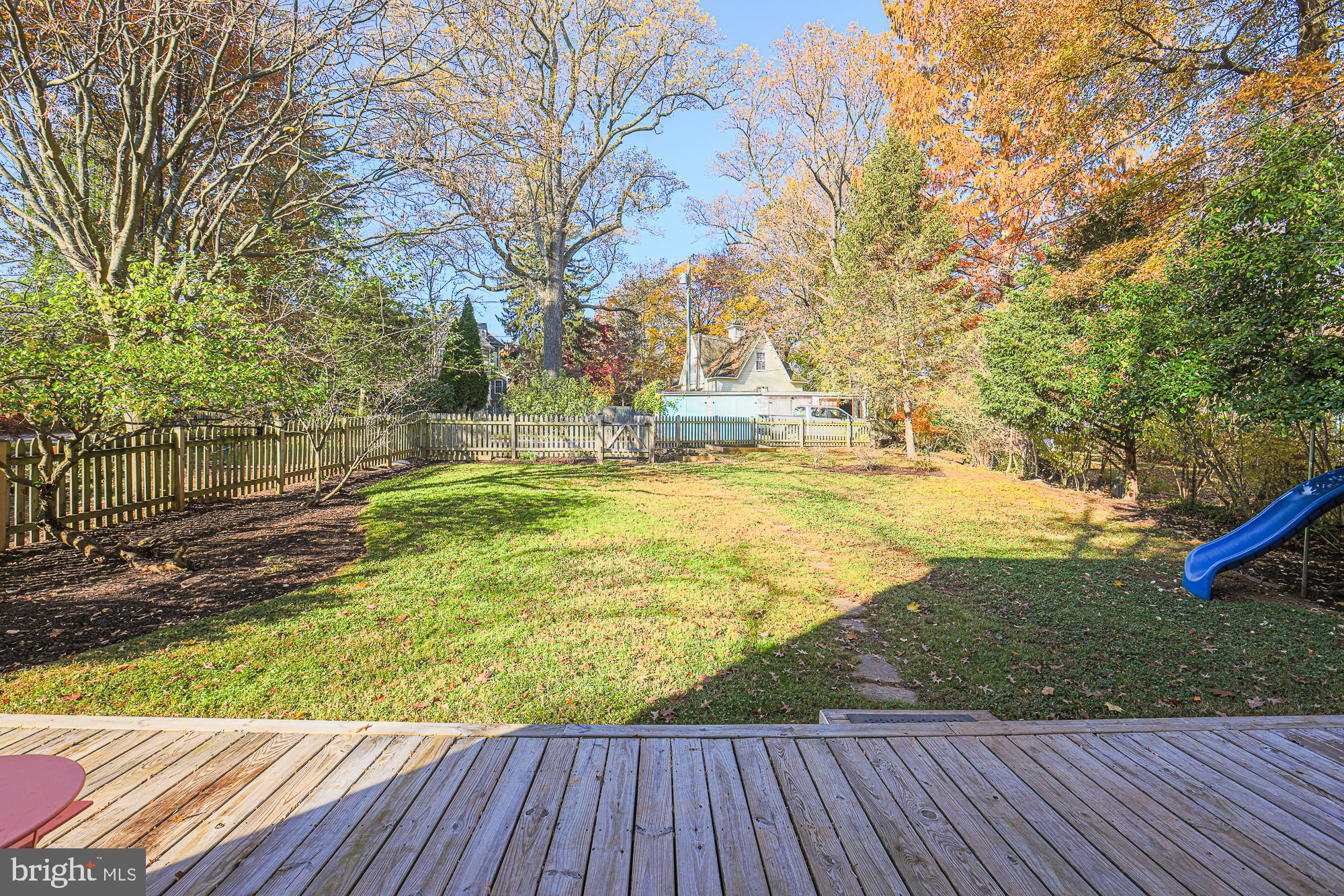 5508 South Bend Road Baltimore, MD 21209 - Photo 64 of 72 Back deck and large flat yard!!