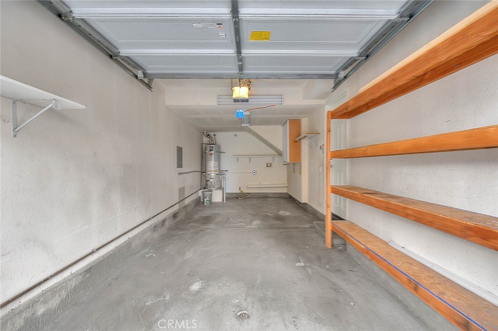 3874 Polk Street, Unit F Riverside, CA 92505 - Photo 37 of 50 Single Door Garage