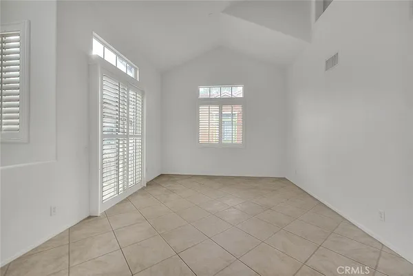 $425,000 | 3874 Polk Street, Unit F, Riverside, CA 92505