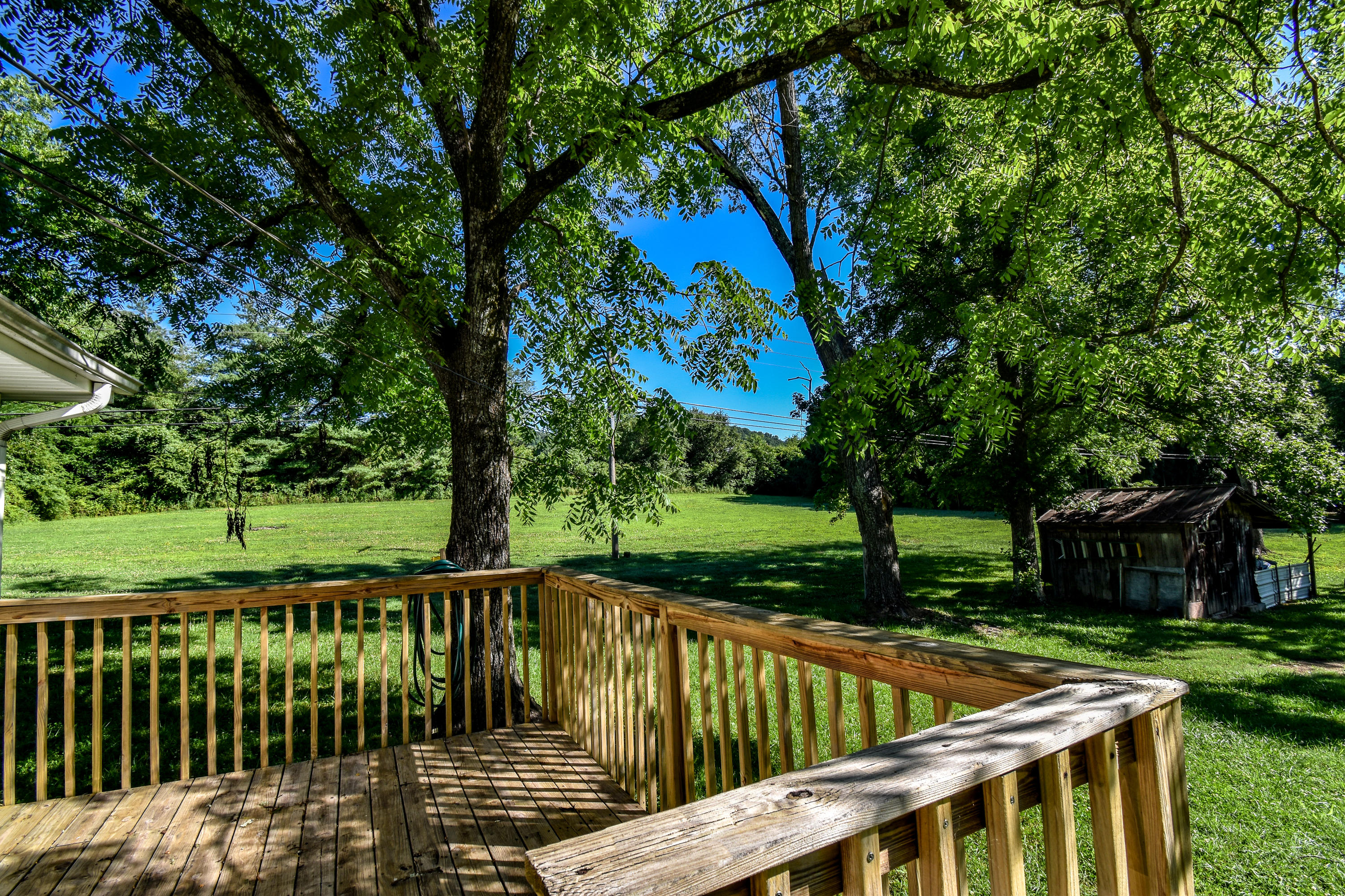 2438 East Wolf Valley Road Clinton, TN 37716 - Photo 2 of 15 Nice deck on home