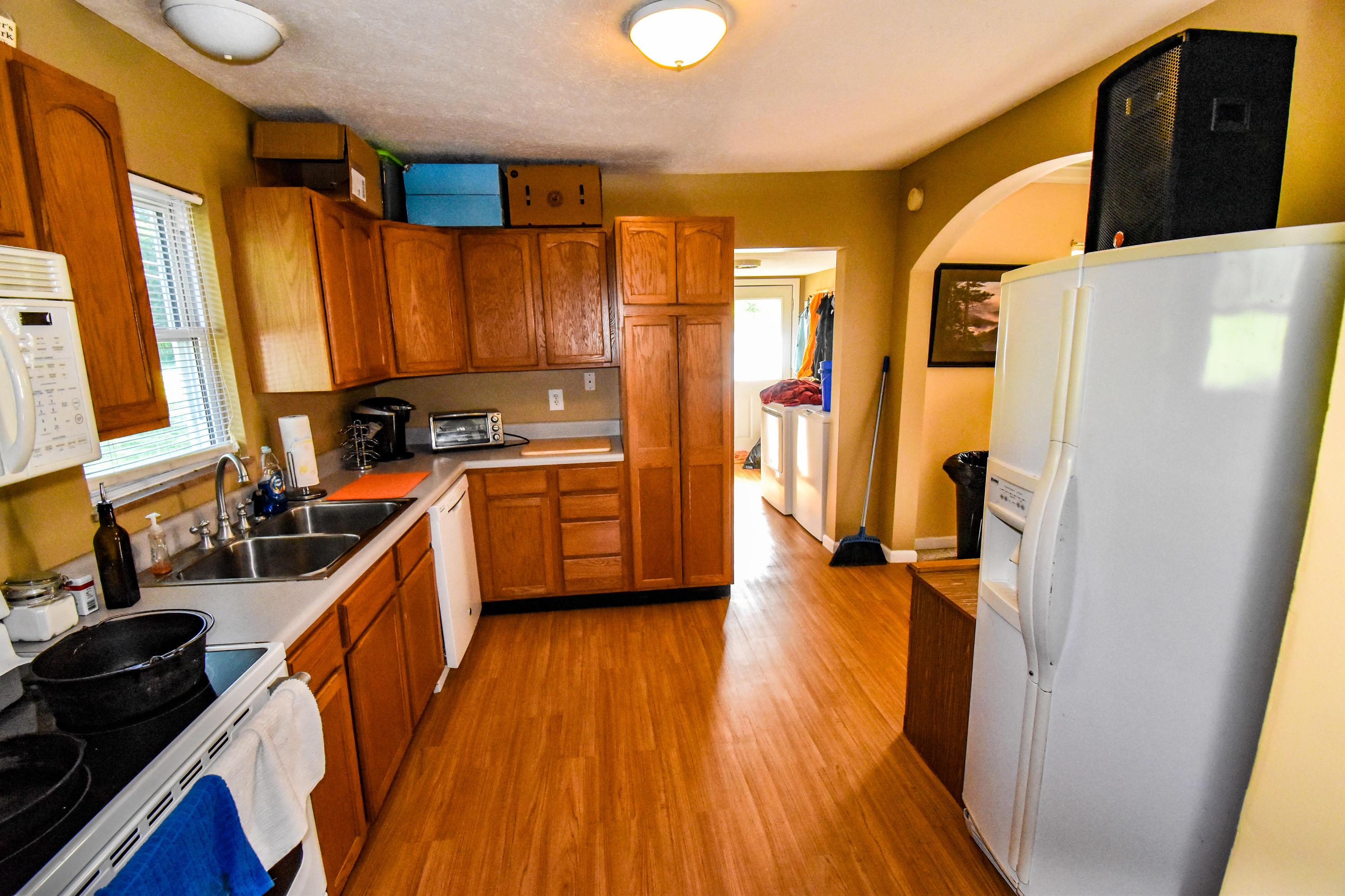 2438 East Wolf Valley Road Clinton, TN 37716 - Photo 10 of 15 Large Ktichen
