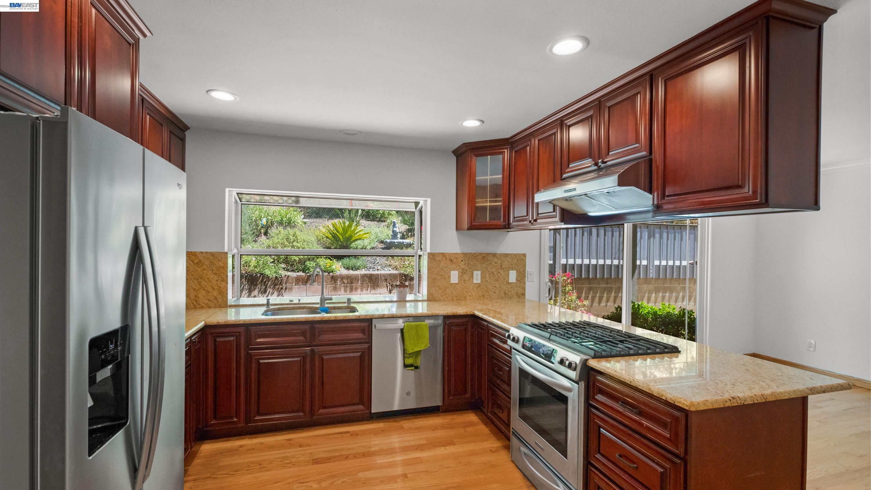 11 Oak Tree Court San Rafael, CA 94903 - Photo 16 of 56