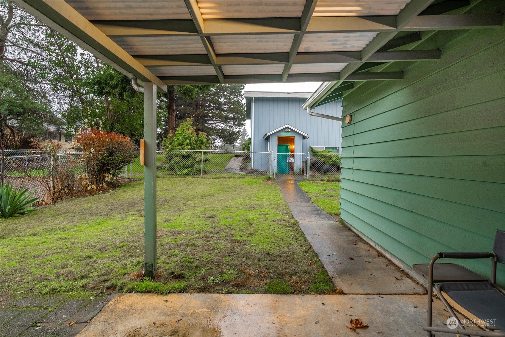 903 Southwest 104th Street Seattle, WA 98146 - Photo 26 of 26 a view of a porch
