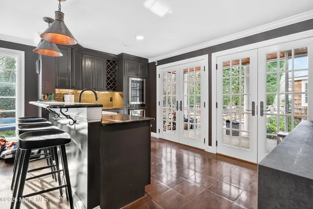 $3,750,000 | 132 Ave Of Two Rivers, Rumson, NJ 07760