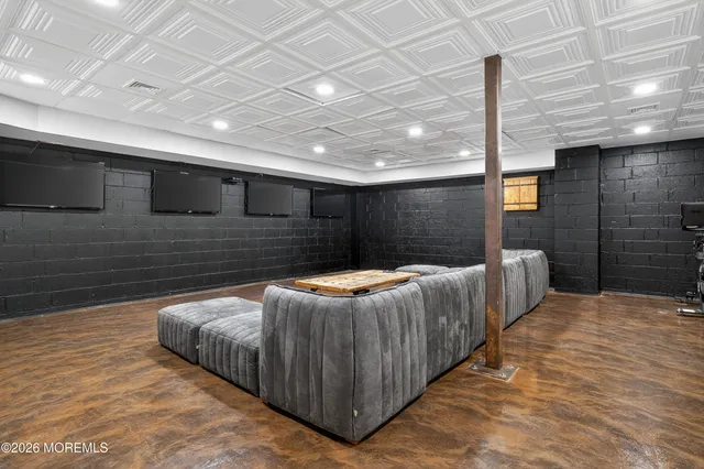 $3,750,000 | 132 Ave Of Two Rivers, Rumson, NJ 07760