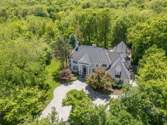 $1,650,000 | 4N680 Ware Woods Drive, St. Charles, IL 60175
