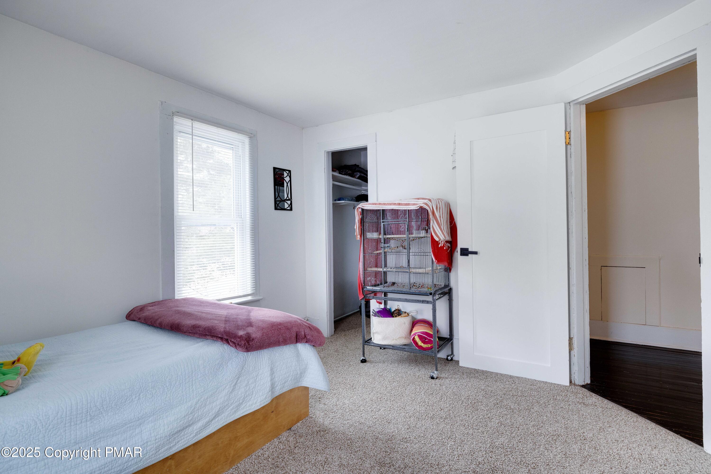 349 Carlton Road Mount Pocono, PA 18344 - Photo 23 of 48 RBR56811