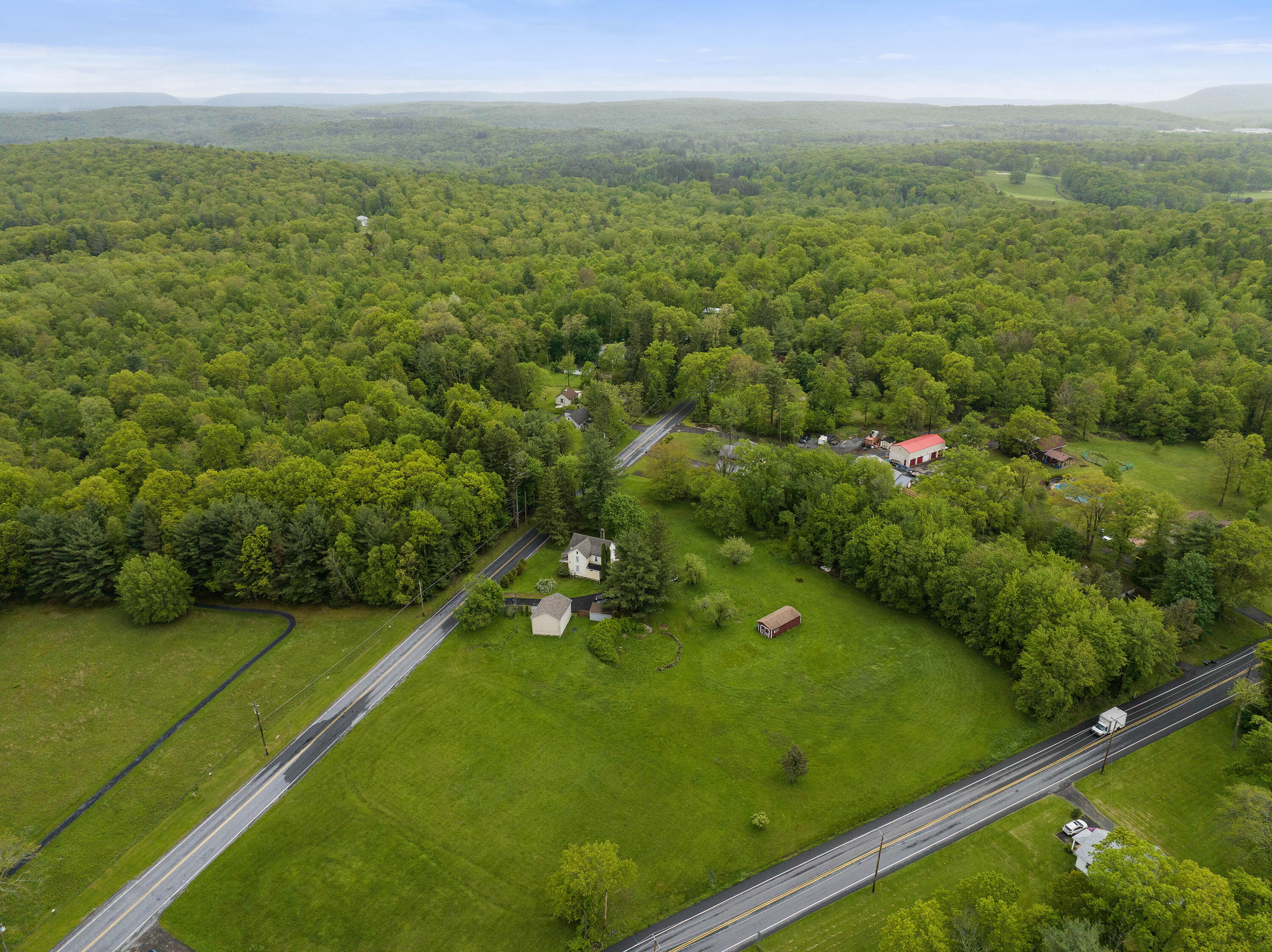 349 Carlton Road Mount Pocono, PA 18344 - Photo 44 of 48 DJI_20250523123317_0238_D
