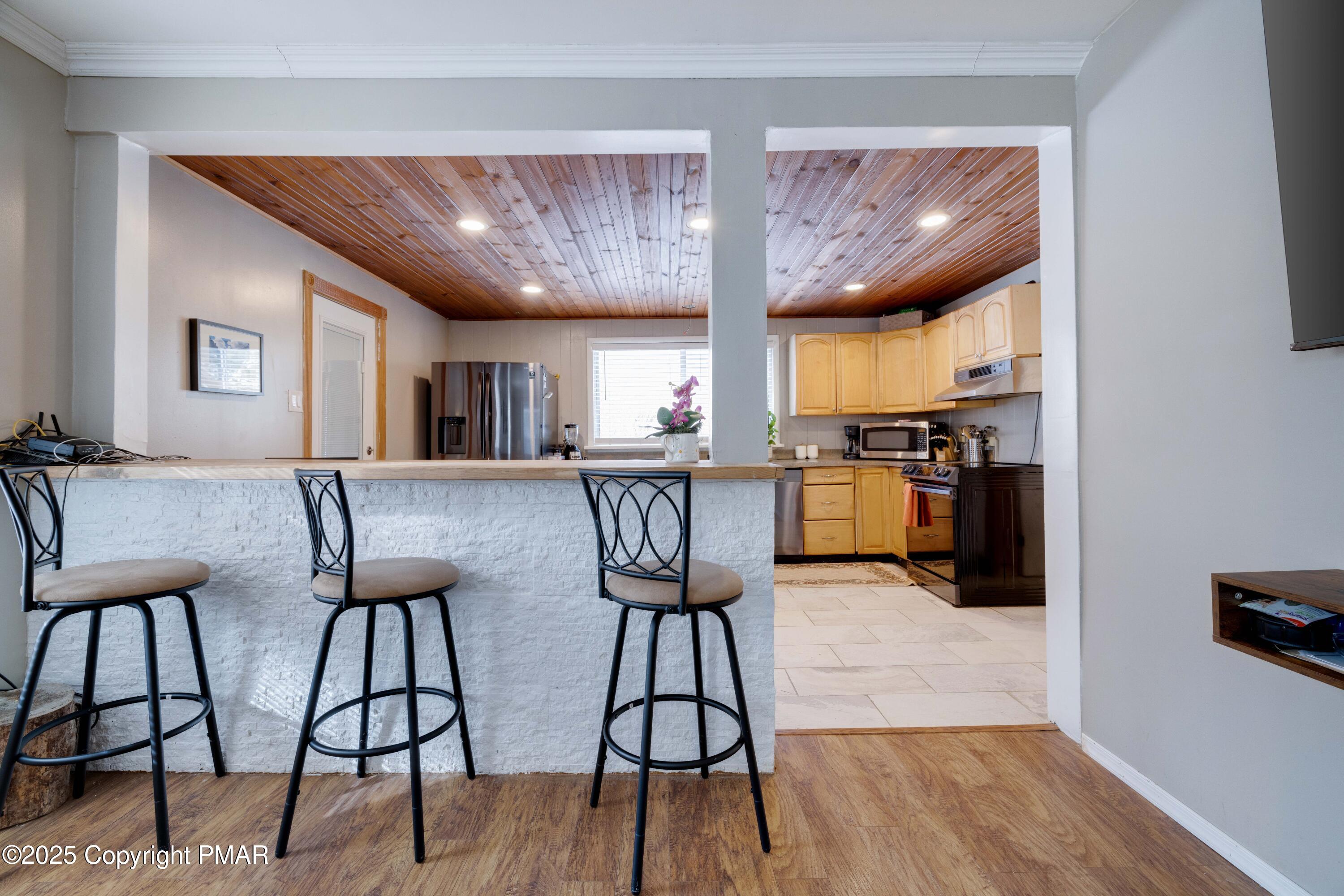 349 Carlton Road Mount Pocono, PA 18344 - Photo 10 of 48 RBR56781