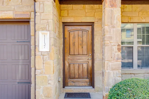 $1,850 | 11137 Bright Leaf Terrace, Unit 11137, Austin, TX 78748