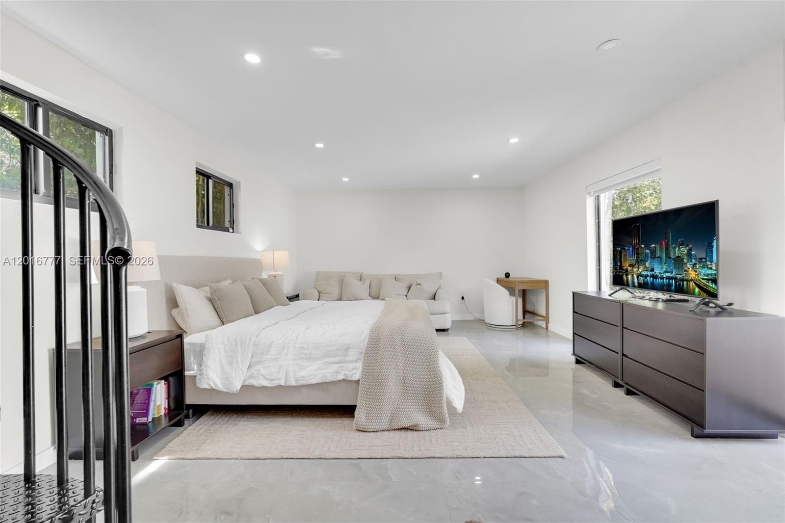 3411 Thomas Street Hollywood, FL 33021 - Photo 19 of 50