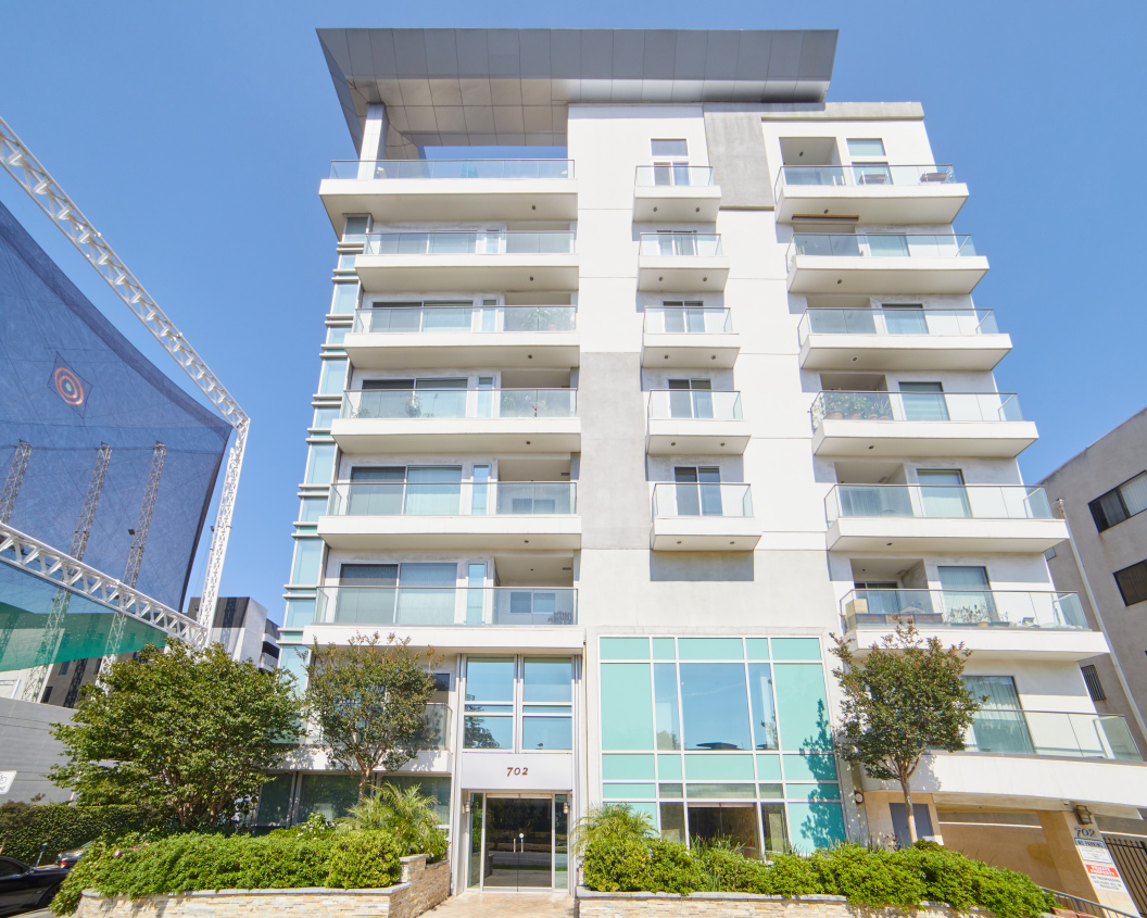 Serrano Palace 702 S Serrano Ave, Los Angeles, CA 90005 - Photo 1 of 1