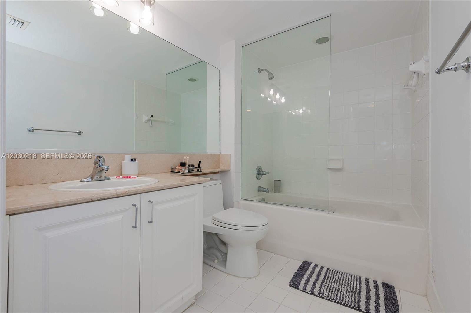 90 Alton Road, Unit 607 Miami Beach, FL 33139 - Photo 21 of 25