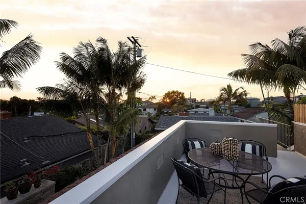 $2,595,000 | 130 West Avenida San Antonio, San Clemente, CA 92672