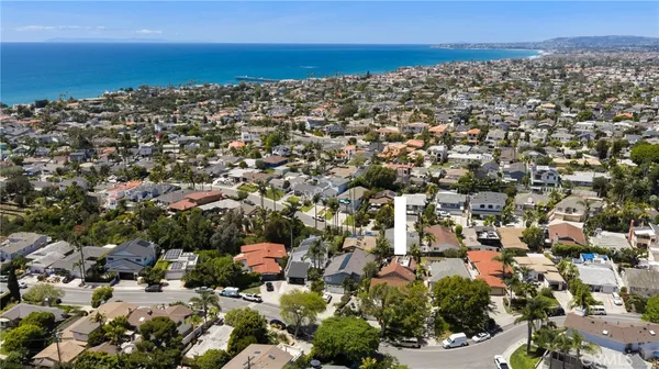 $2,595,000 | 130 West Avenida San Antonio, San Clemente, CA 92672