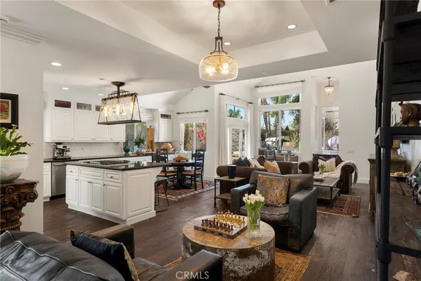 $2,595,000 | 130 West Avenida San Antonio, San Clemente, CA 92672