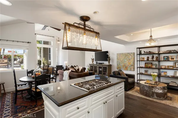 $2,595,000 | 130 West Avenida San Antonio, San Clemente, CA 92672