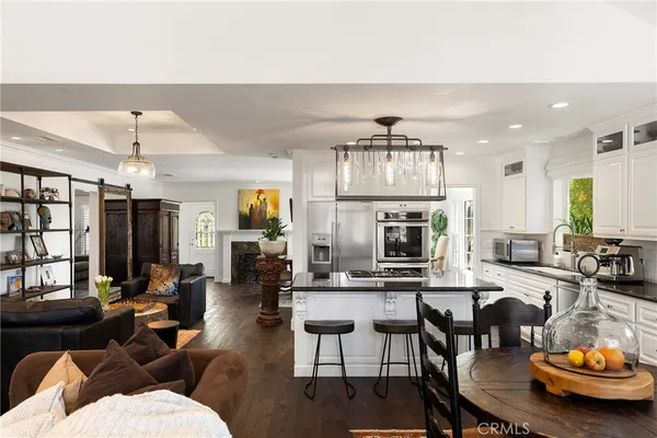 $2,595,000 | 130 West Avenida San Antonio, San Clemente, CA 92672