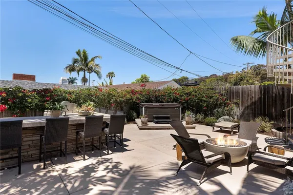 $2,595,000 | 130 West Avenida San Antonio, San Clemente, CA 92672